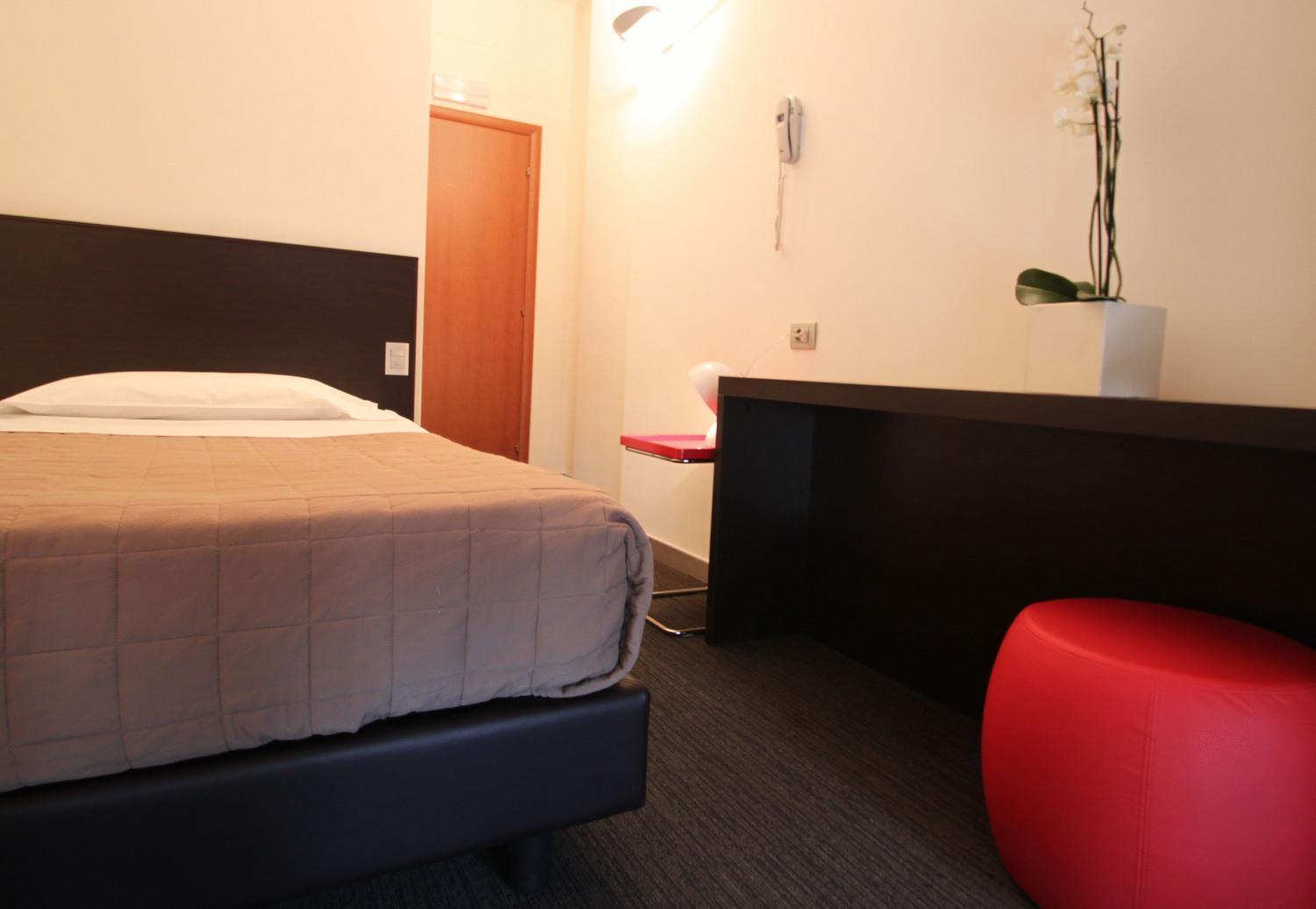 Hotel Firenze Saronno Esterno foto