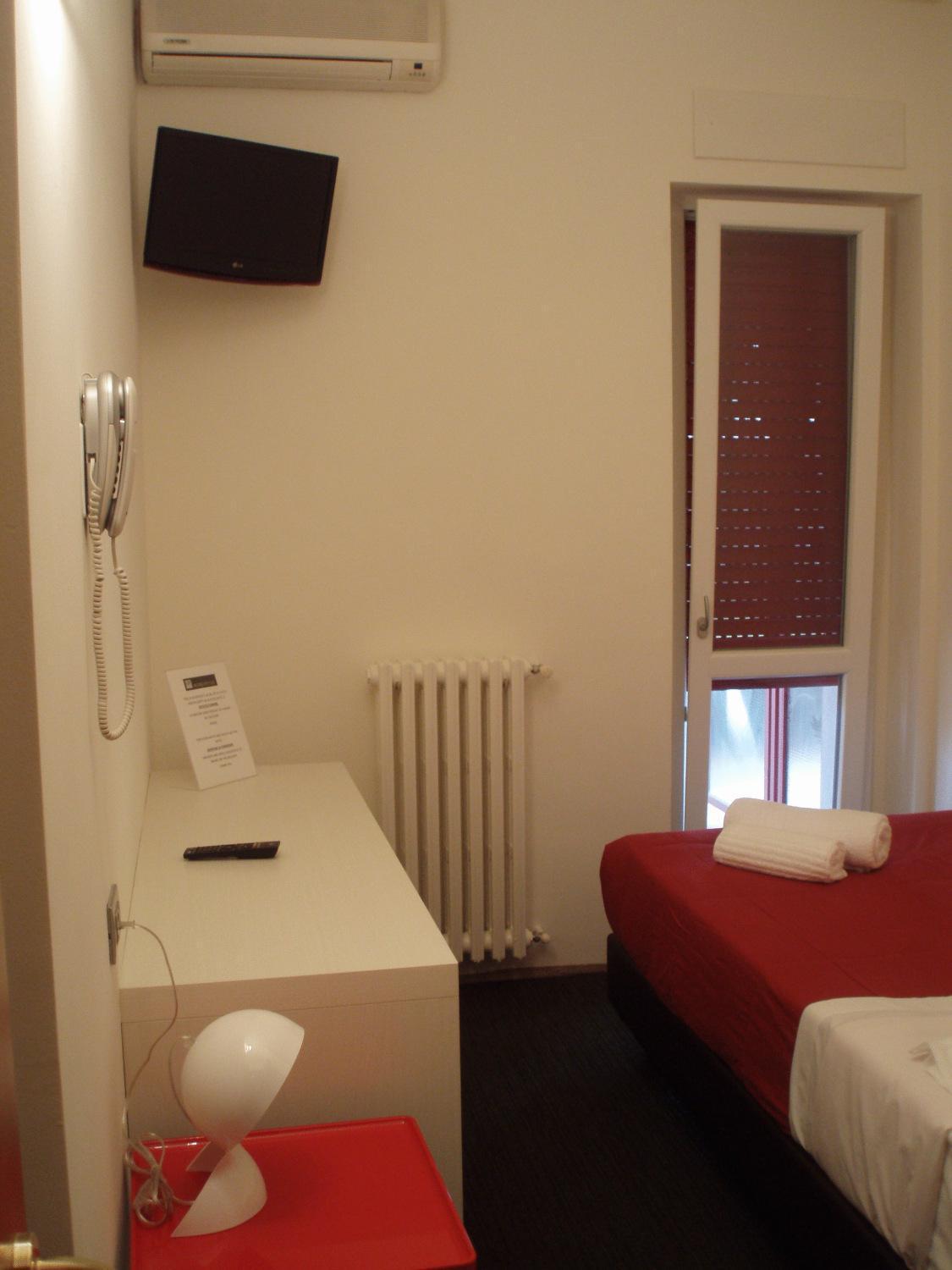 Hotel Firenze Saronno Esterno foto