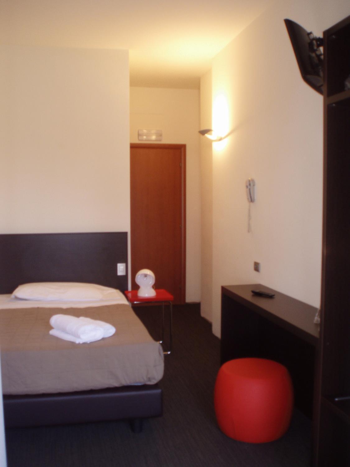 Hotel Firenze Saronno Esterno foto