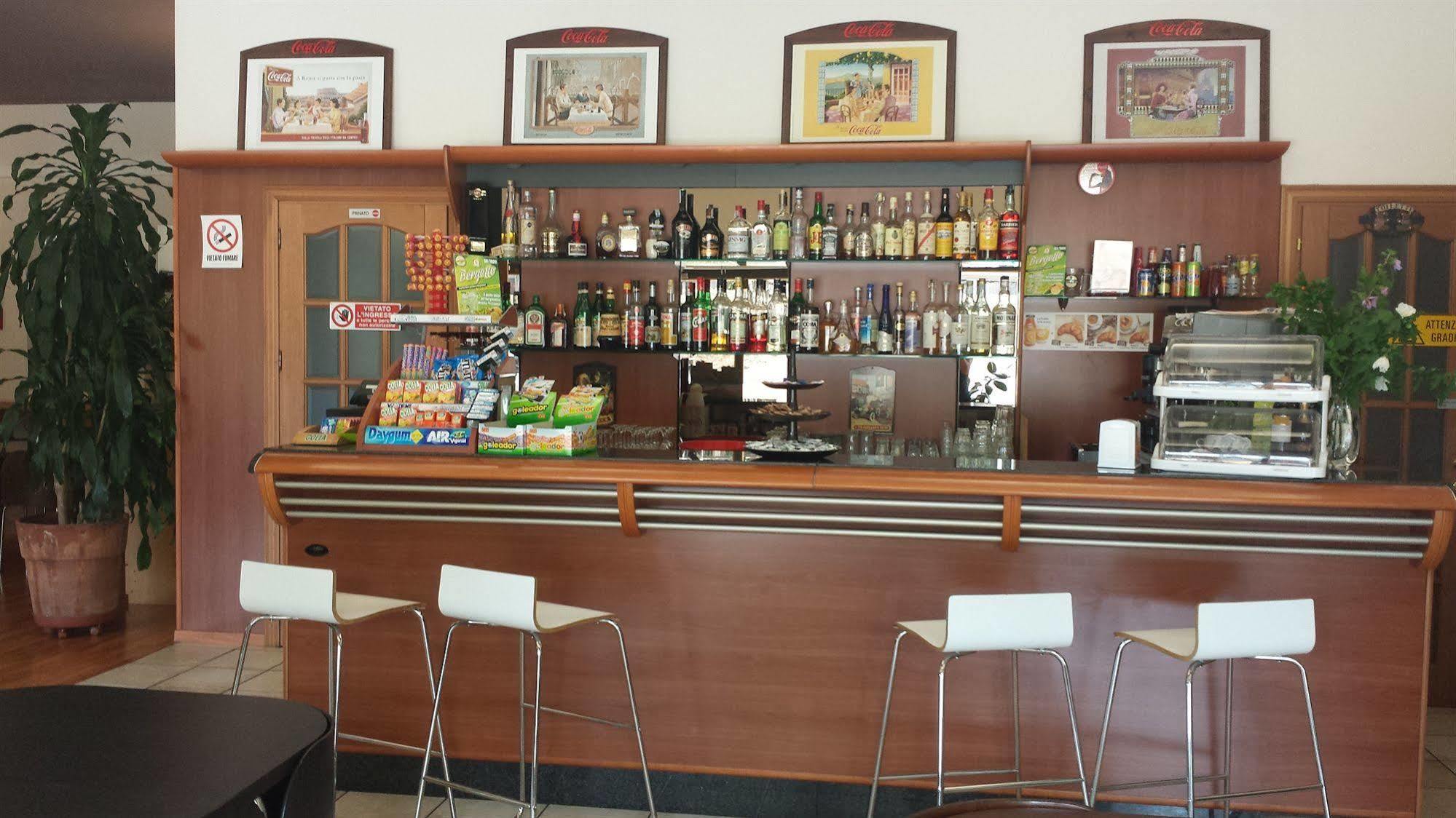 Hotel Firenze Saronno Esterno foto